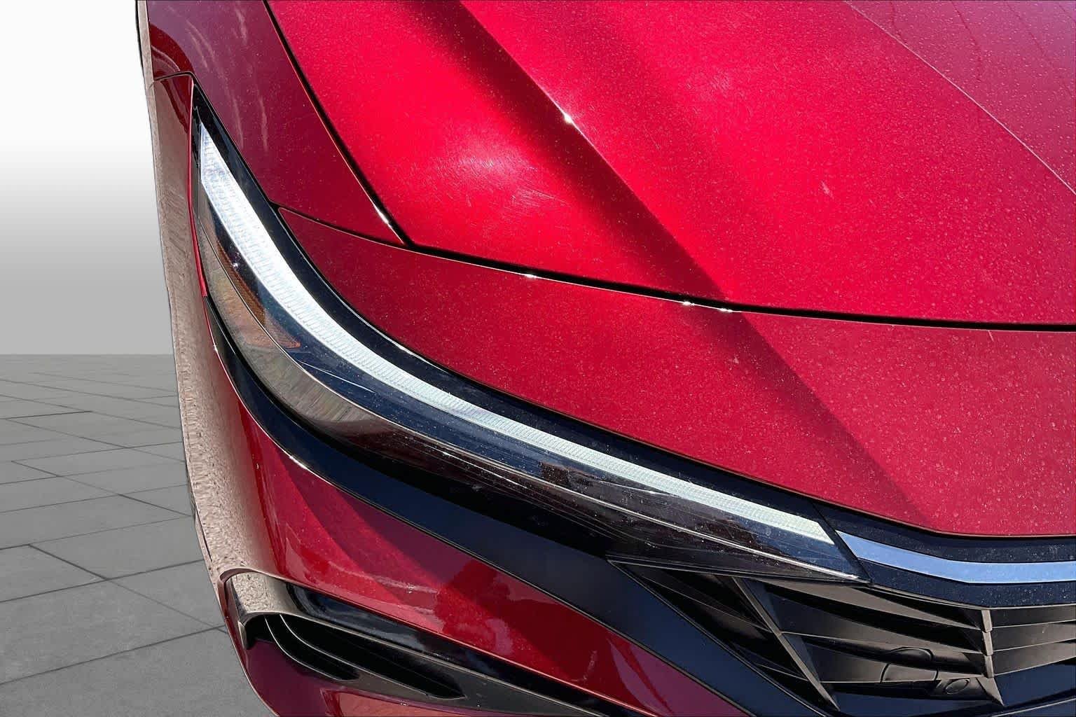 Used 2025 Ultimate Red Hyundai Limited image 27