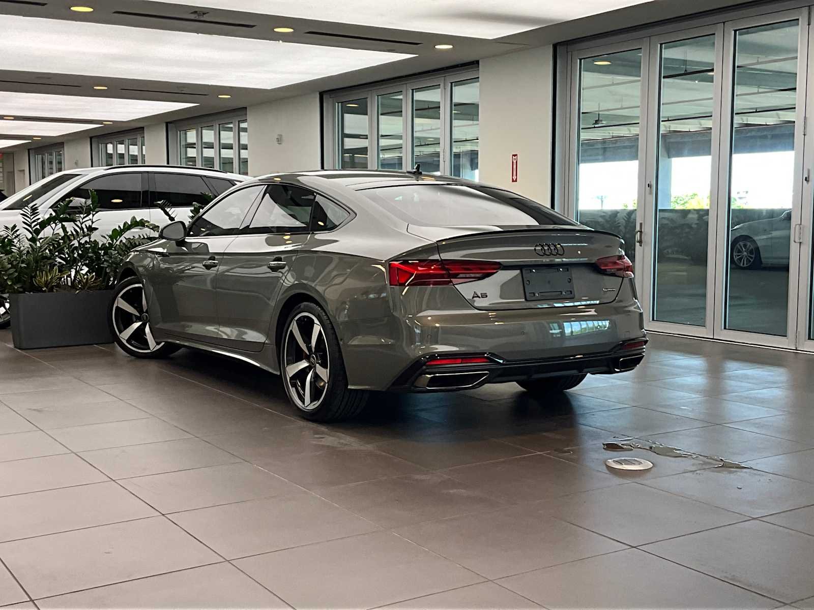 Used 2023 Daytona Gray Pearl Effect Audi S line Premium Plus image 5