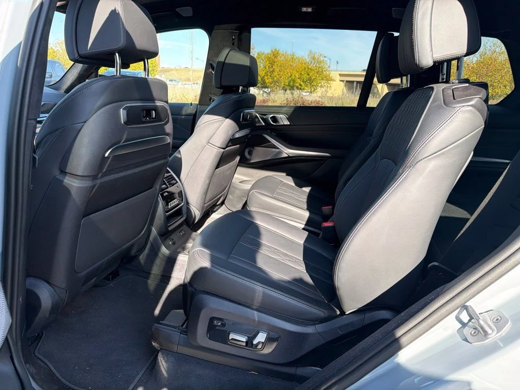 Used 2025 Brooklyn Grey Metallic BMW M60i image 11