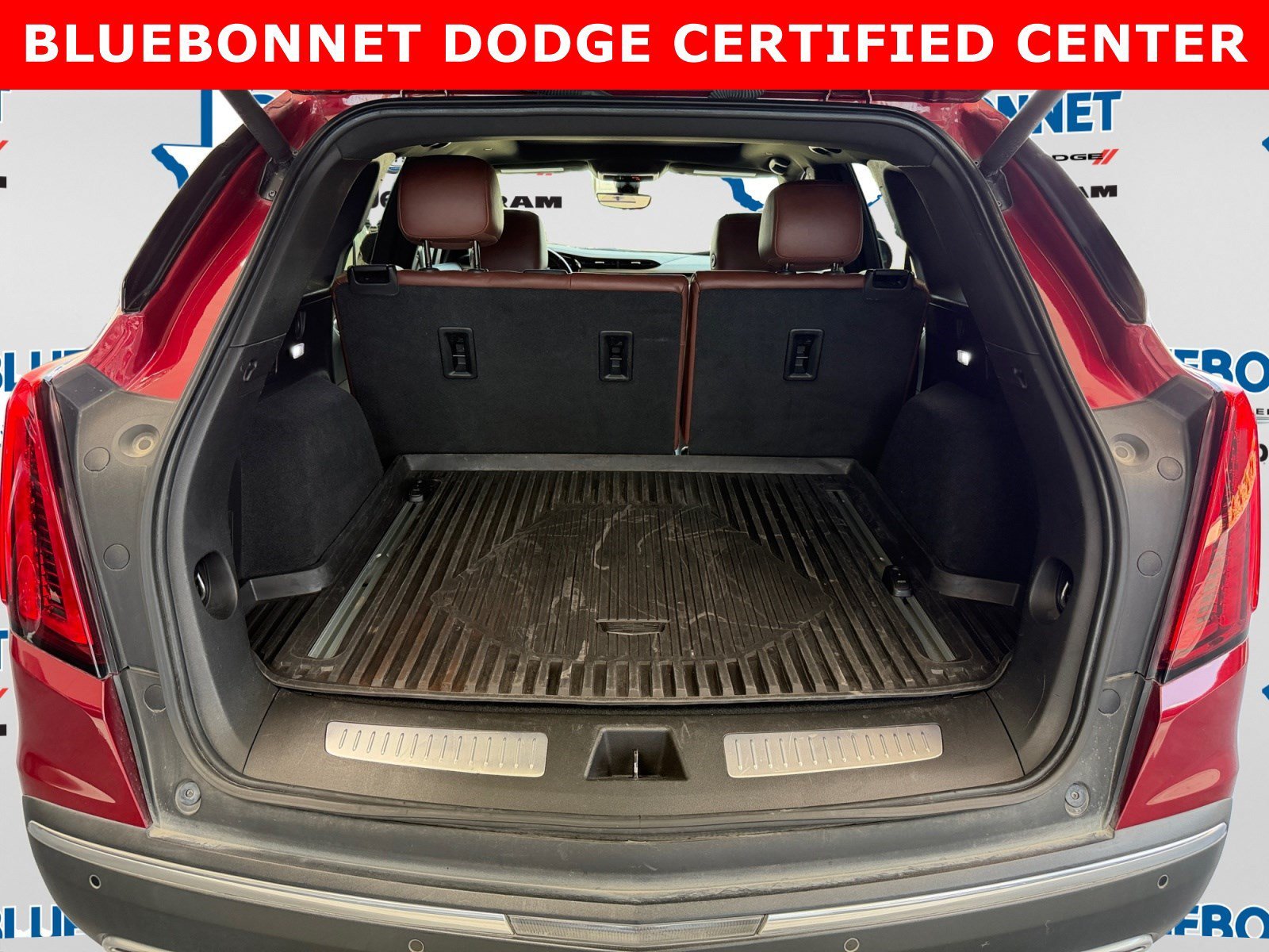 Used 2020 Red Horizon Tintcoat Cadillac Premium Luxury FWD image 23