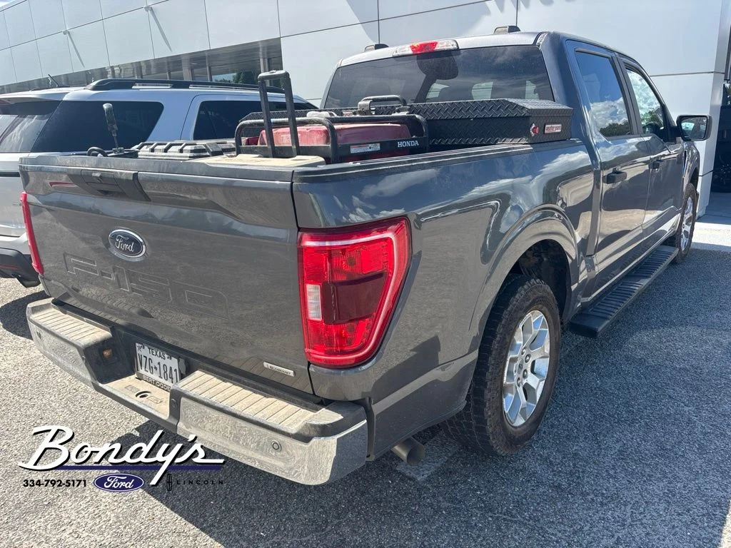 Used 2023 Gray Metallic Ford XLT image 3