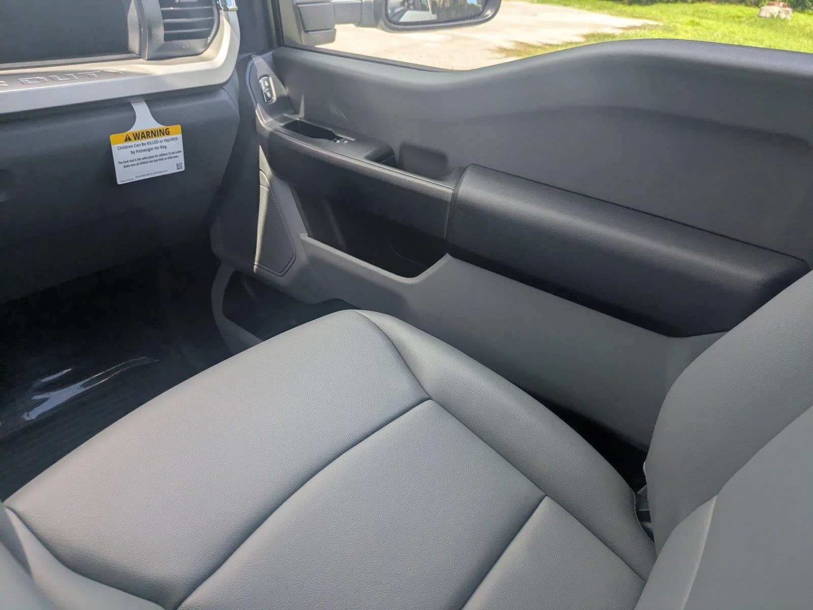 New 2026 Oxford White Ford F-250® XL image 20