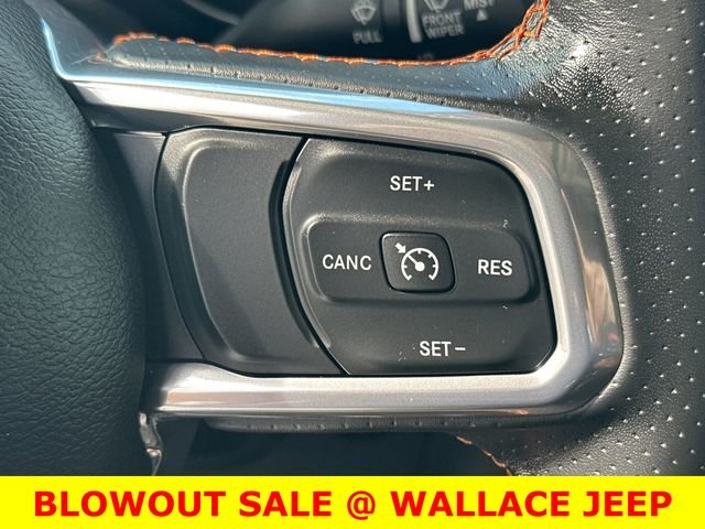 Used 2023 Gray Jeep Mojave image 21