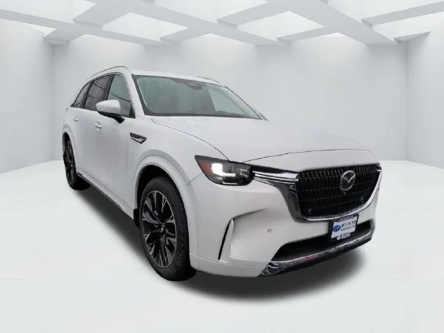 New 2026 Rhodium White Premium Mazda 3.3 Turbo S Premium Plus AWD image 3
