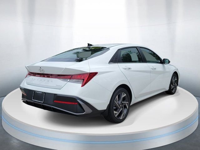 New 2026 White Hyundai Limited image 4