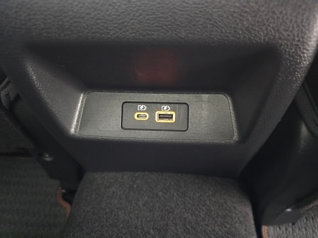 Used 2019 Pearl White Nissan 2.5 SR image 6