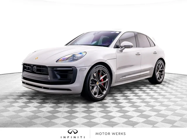 Pre-Owned 2023 Porsche Macan