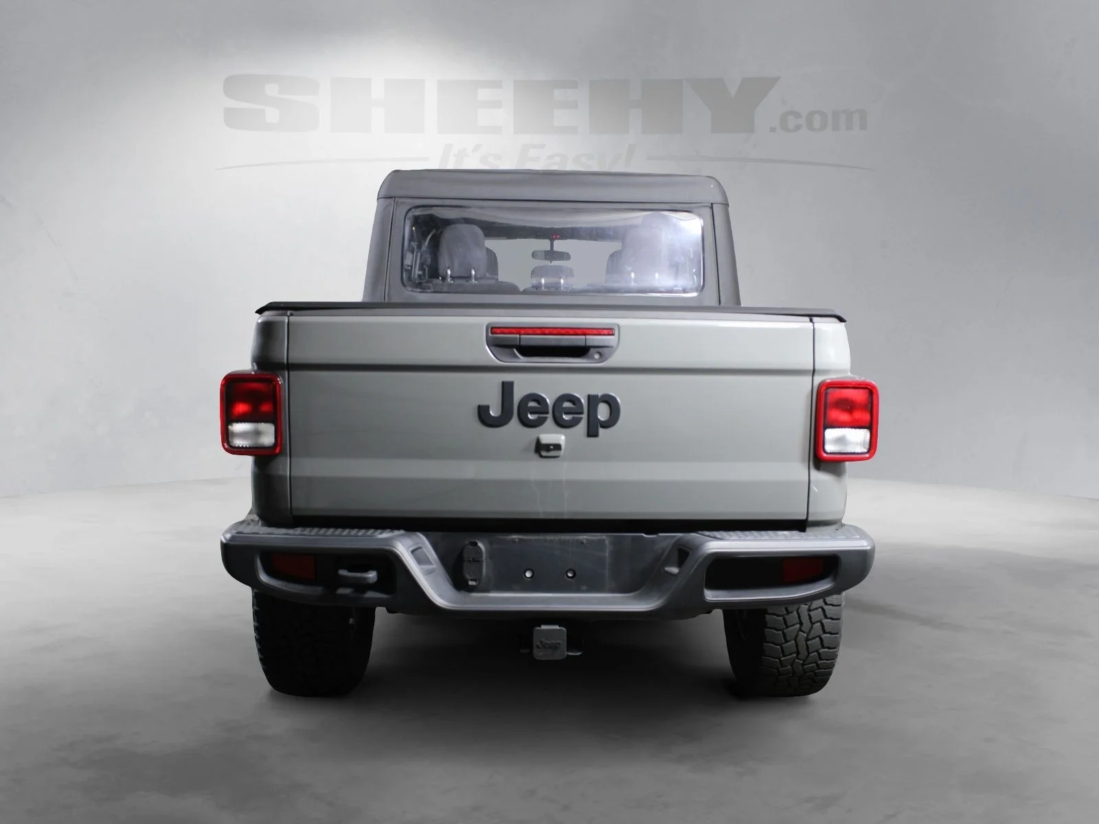 Used 2023 Gray Jeep Sport image 8