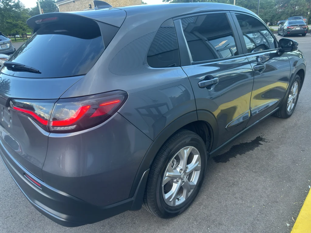 Used 2023 Modern Steel Metallic Honda LX image 2