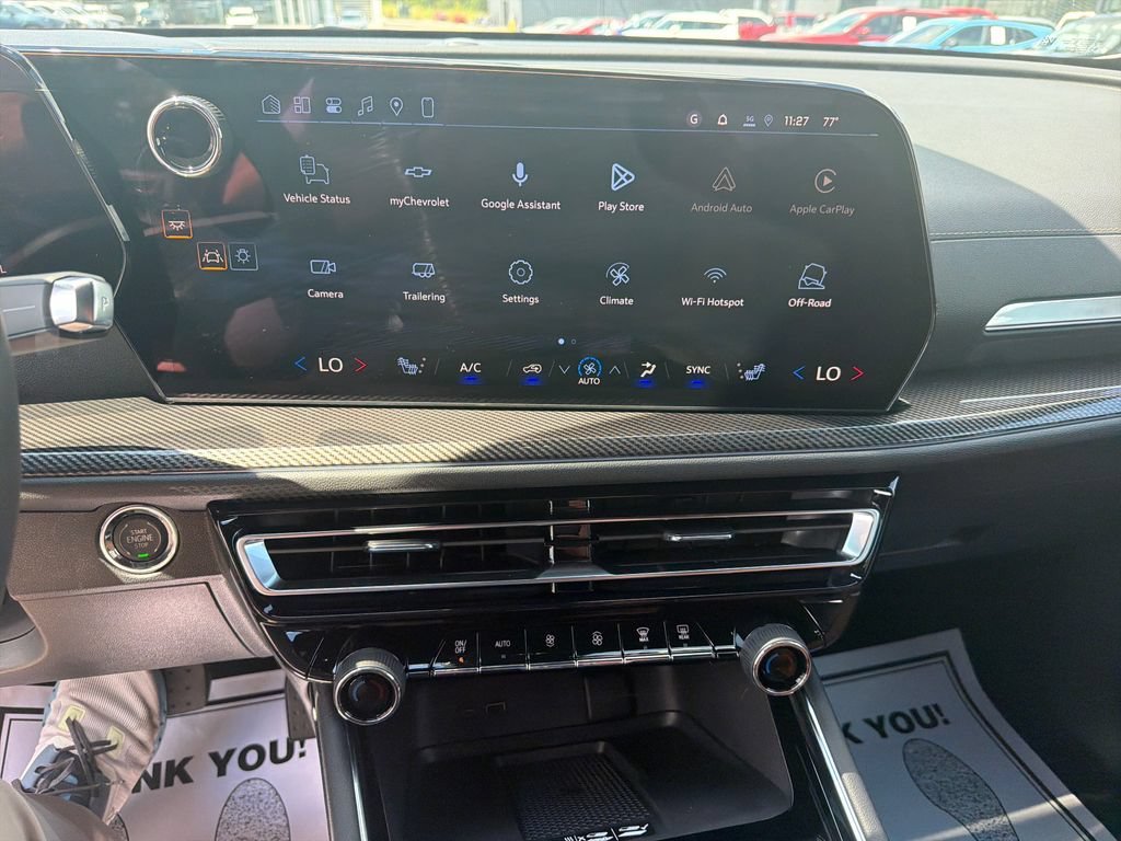 2027 Chevrolet Traverse Z71 - Photo 19