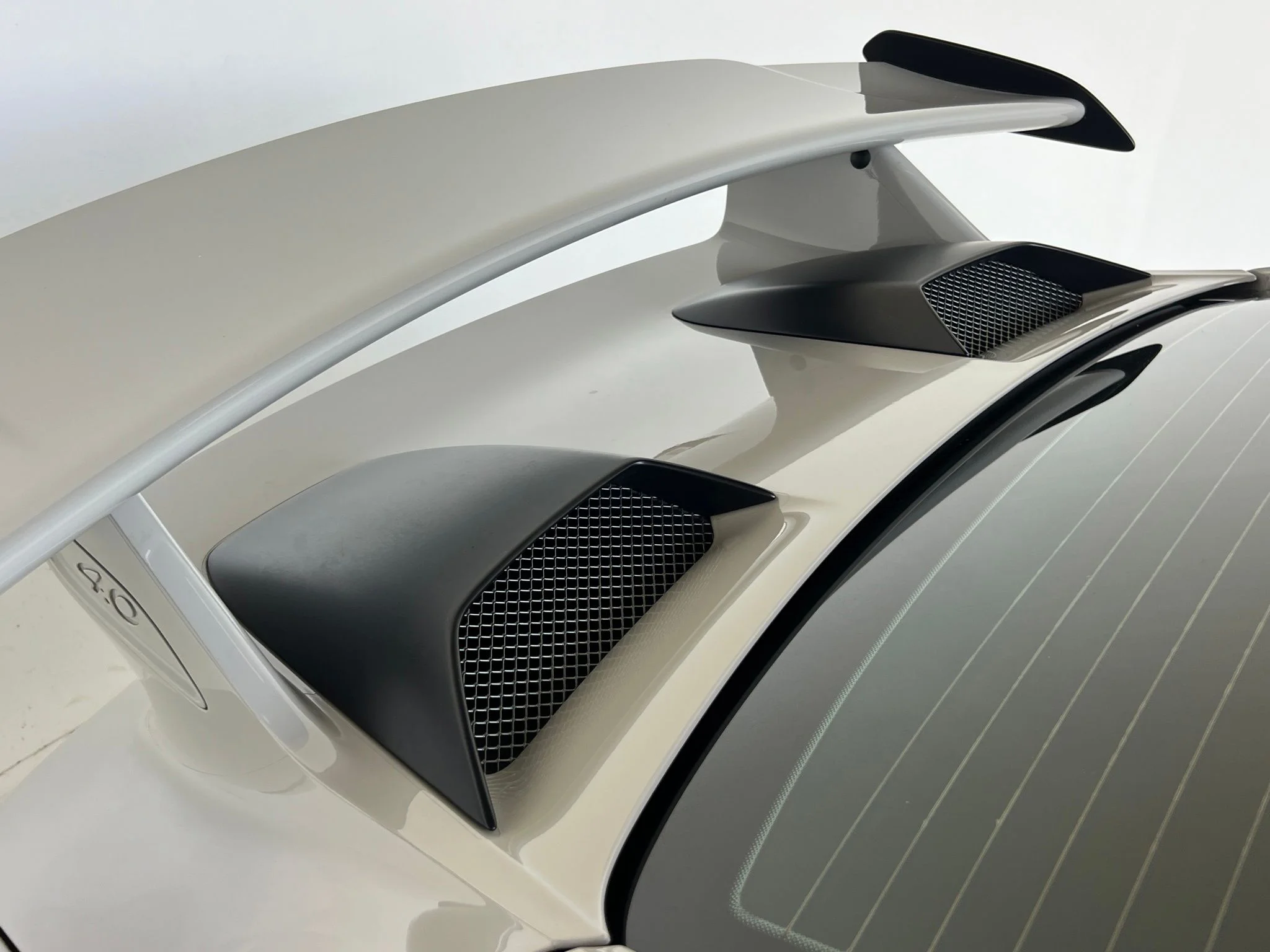 Used 2018 White Porsche GT3 image 16