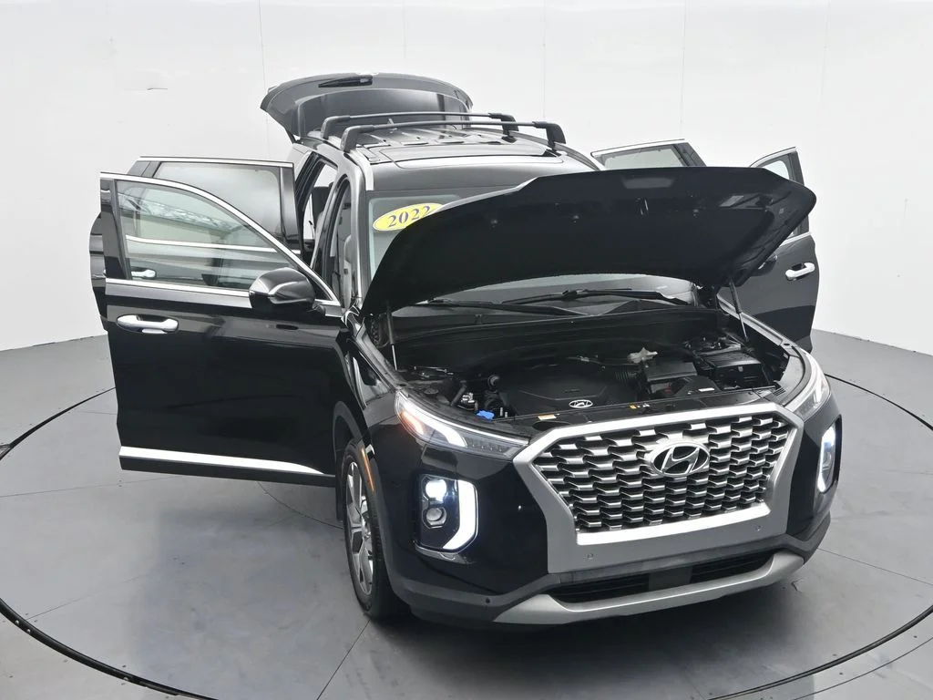 Used 2022 Abyss Black Pearl Hyundai SEL image 40