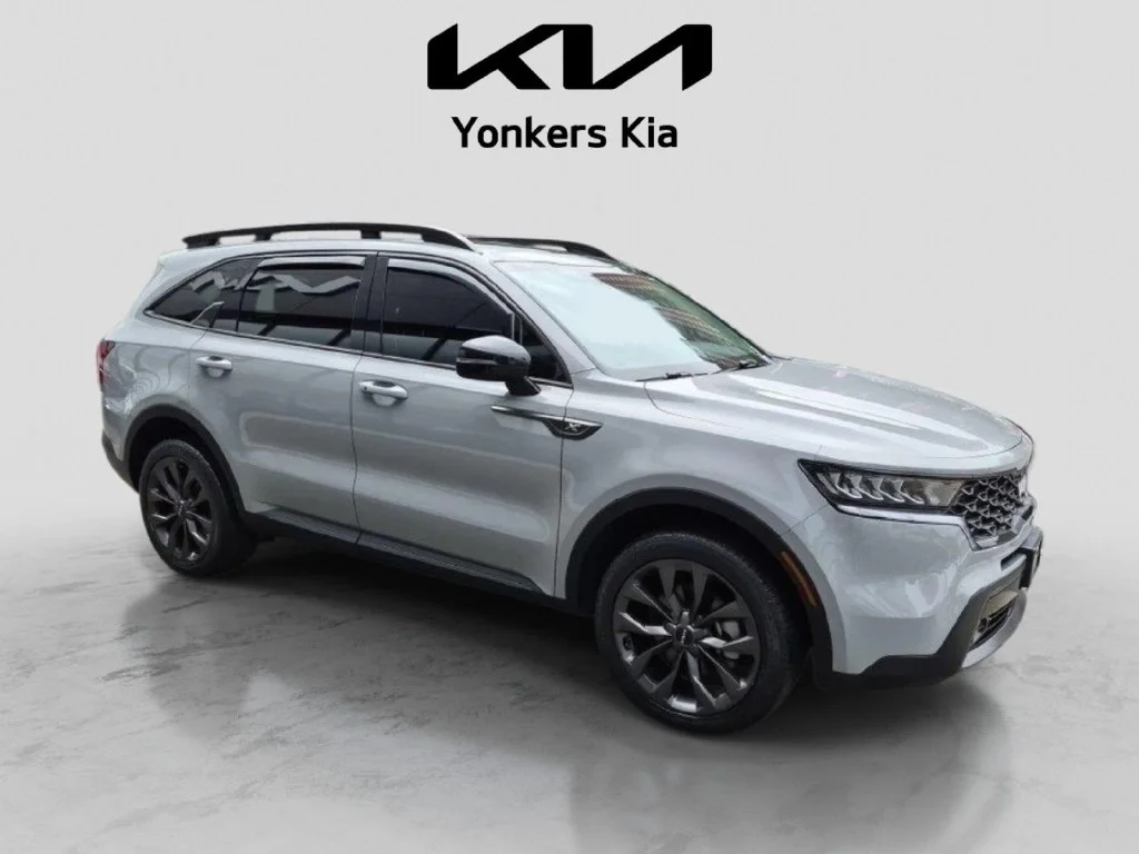 Used 2023 Gray Kia X-Line EX image 4