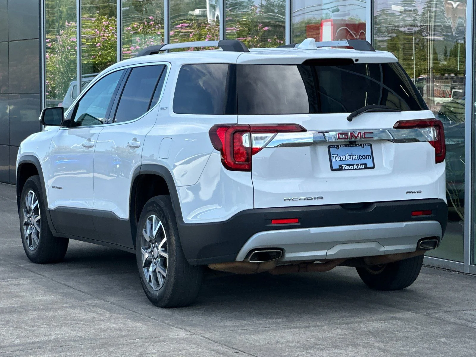 Used 2023 Summit White GMC SLT image 5