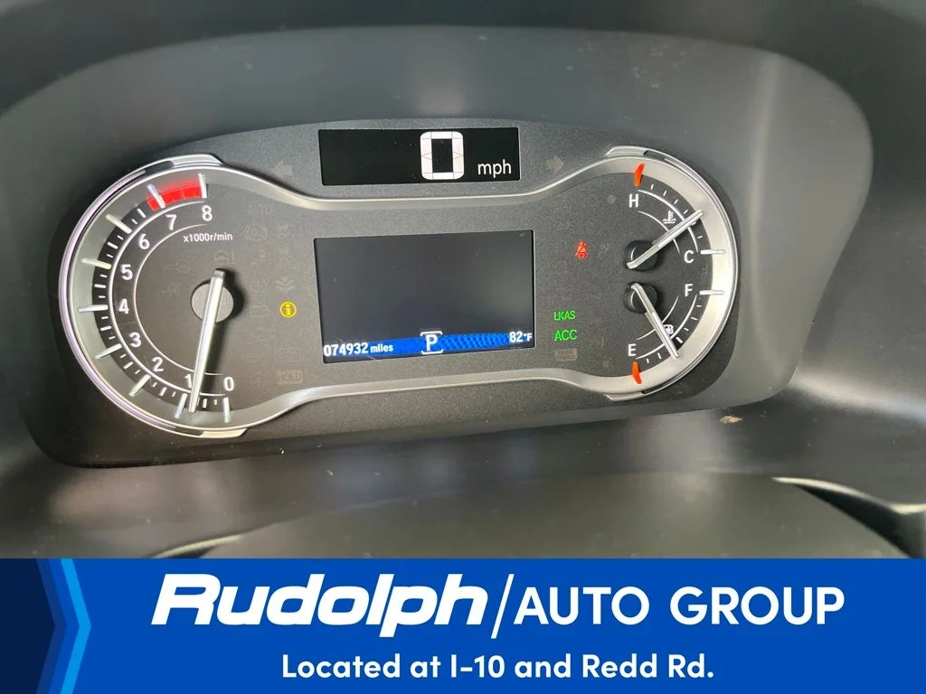 Used 2023 White Honda RTL image 16