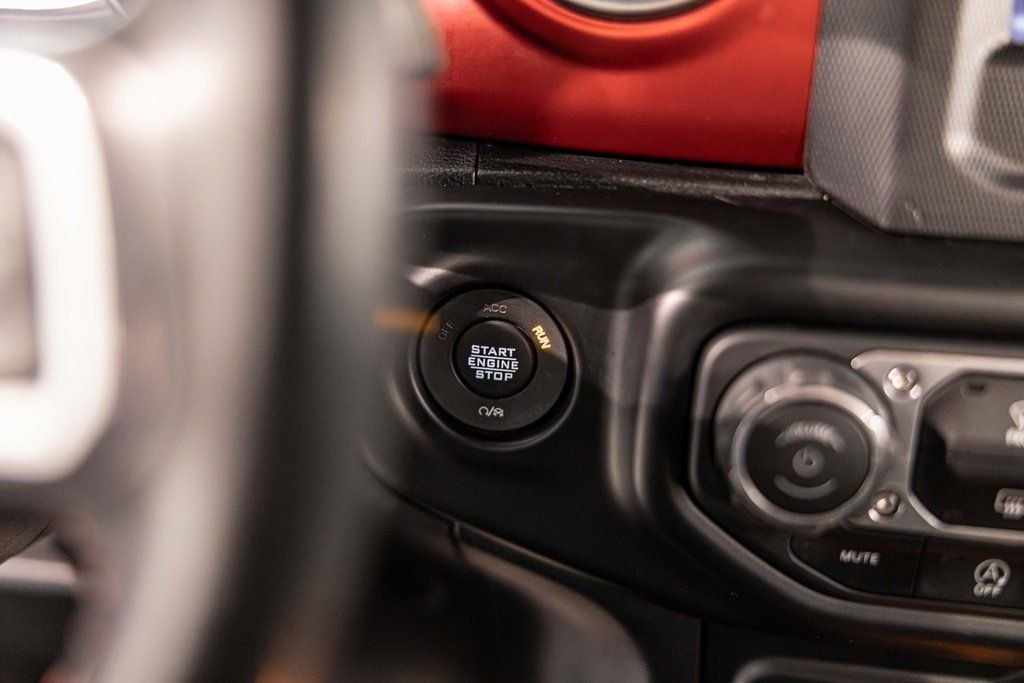 Used 2021 Black Jeep Unlimited Rubicon image 25