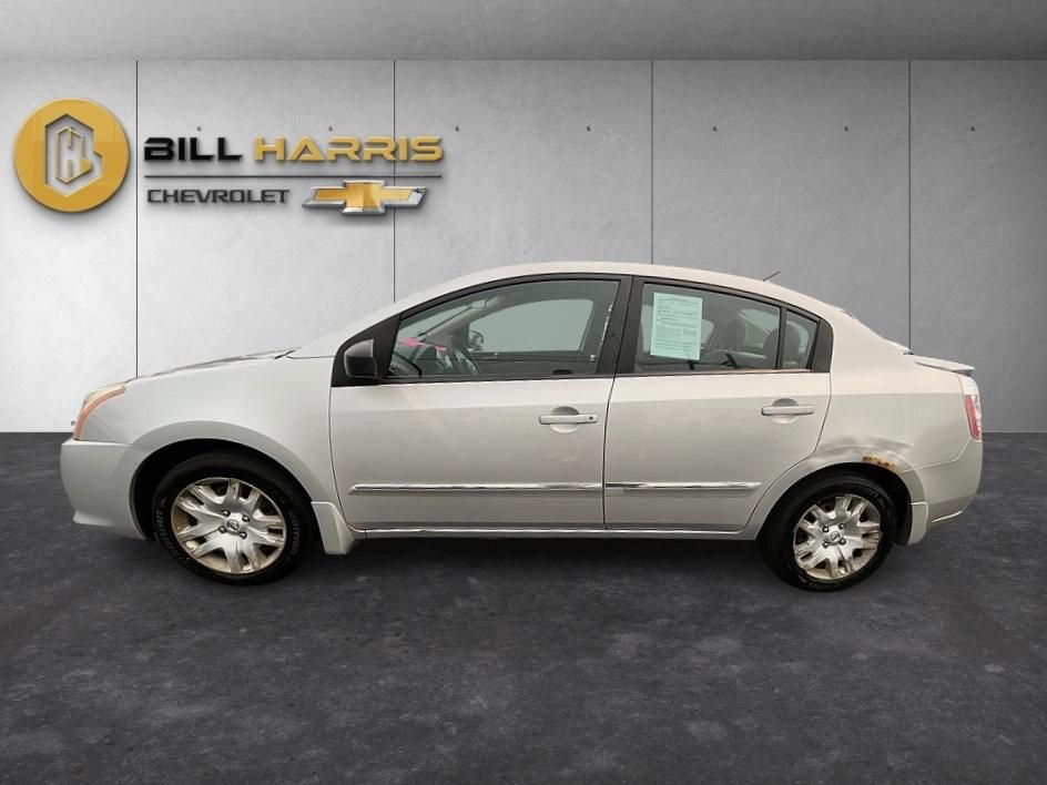 Used 2012 Silver Nissan 2.0 S image 12