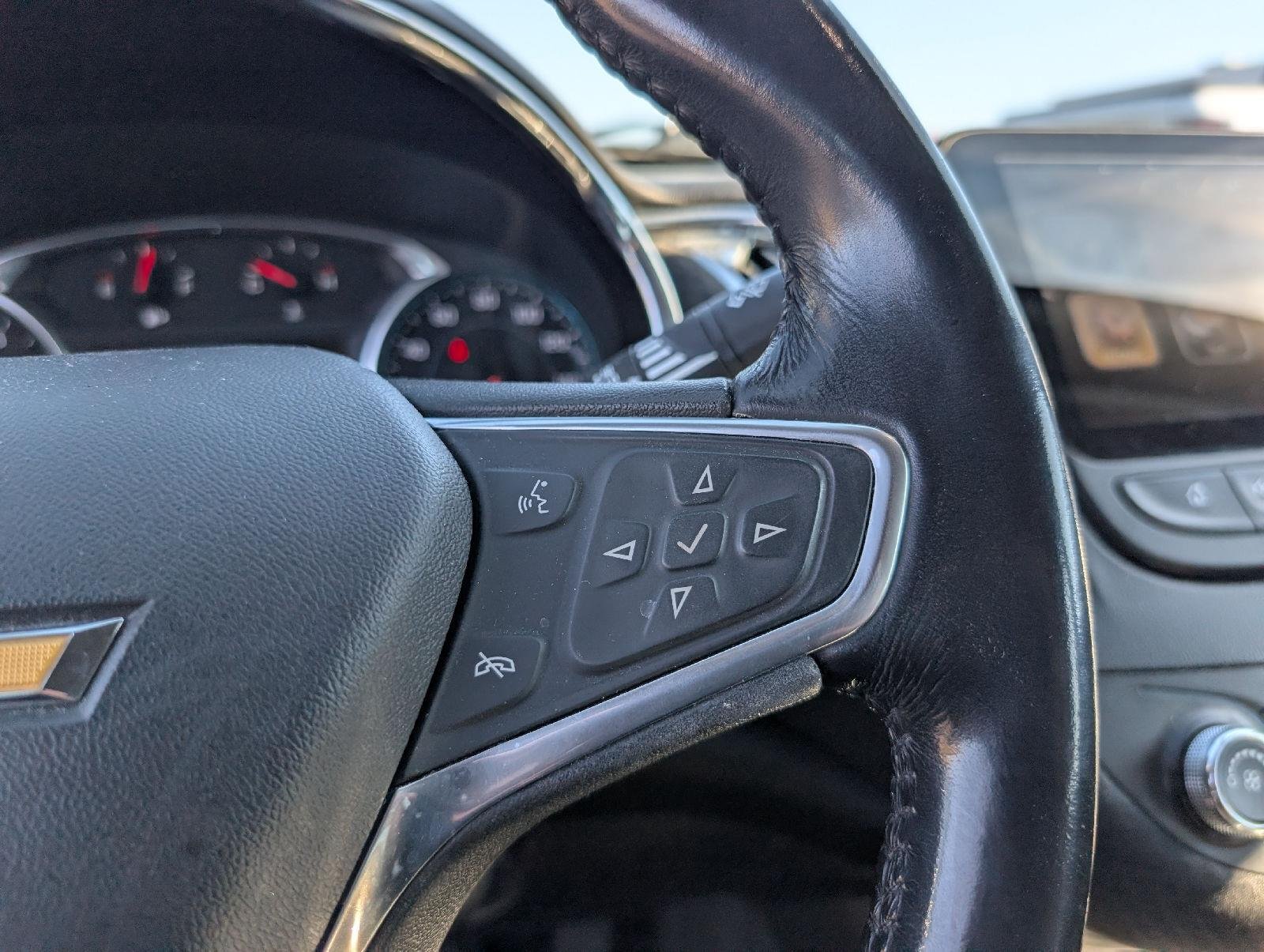 Used 2018 Pepperdust Metallic Chevrolet LT image 14
