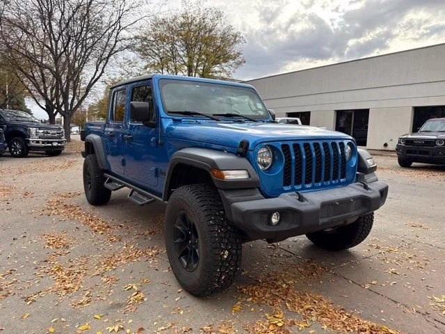 Certified Used 2020 Hydro Blue Pearlcoat Jeep Sport S image 4