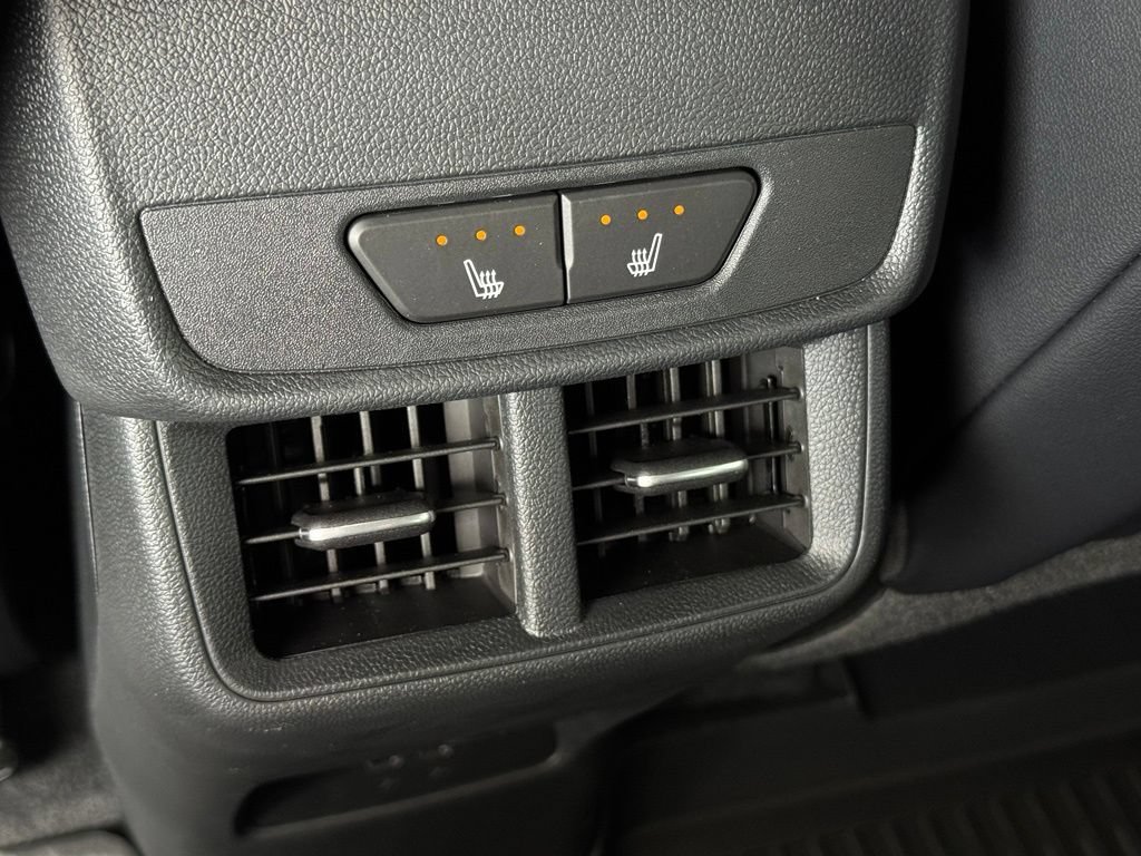 2027 Chevrolet Equinox RS - Photo 23