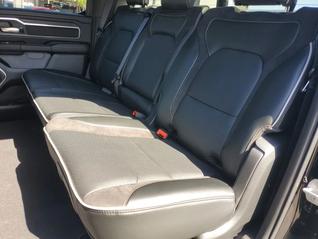 2026 RAM 1500 Laramie - Photo 15