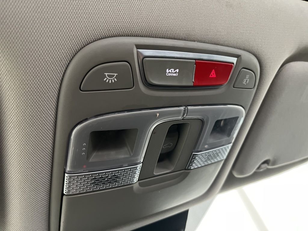 2023 Kia Telluride S - Photo 18