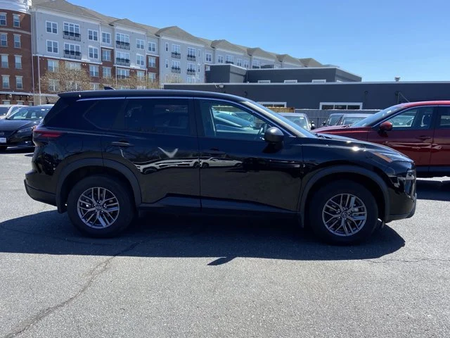 Certified Used 2025 Super Black Nissan S image 3