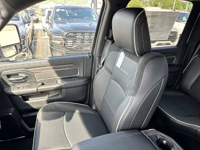 New 2027 Bright White Clear-Coat Exterior Paint RAM Laramie image 41