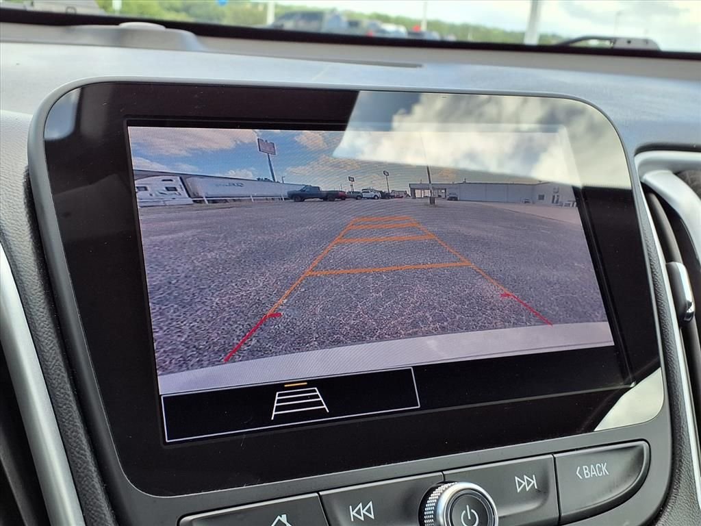 Used 2023 Gray Chevrolet LT image 20