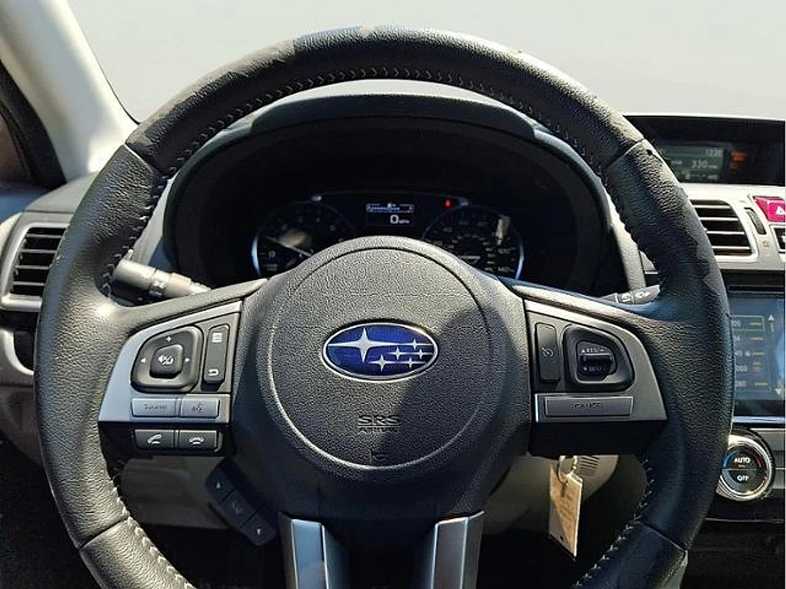 Used 2018 Jasmine Green Metallic Subaru 2.5i Limited image 18