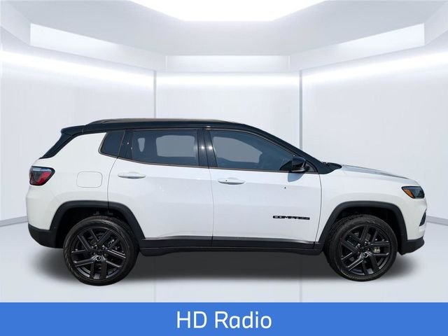 New 2026 Bright White Clear-Coat Exterior Paint Jeep Limited image 8