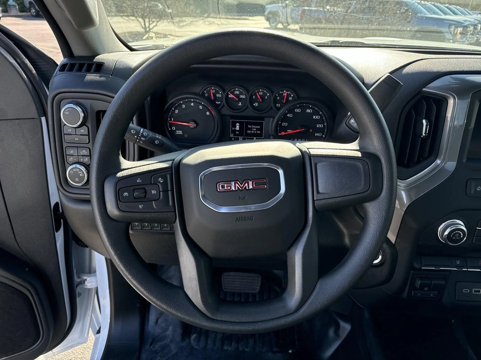 2025 GMC Sierra 2500HD Pro - Photo 18