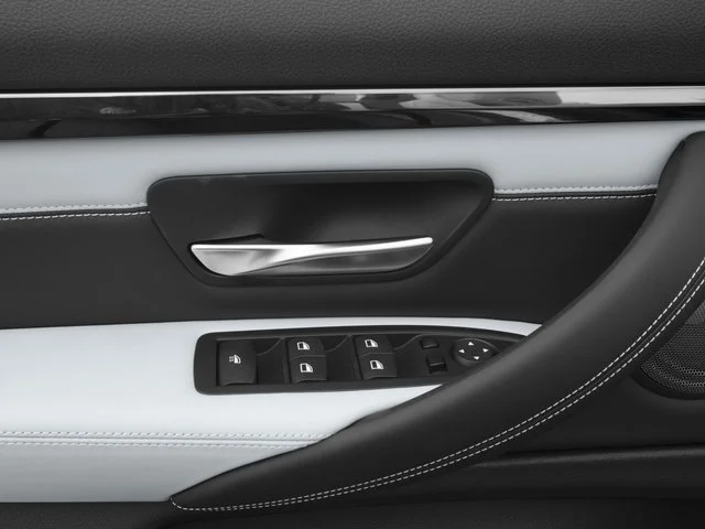 Used 2016  BMW  image 19