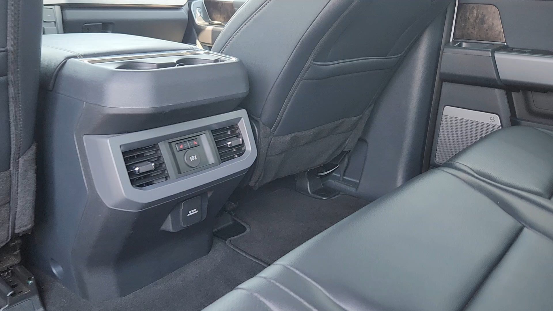 Certified Used 2025 Purple Ford LARIAT image 17