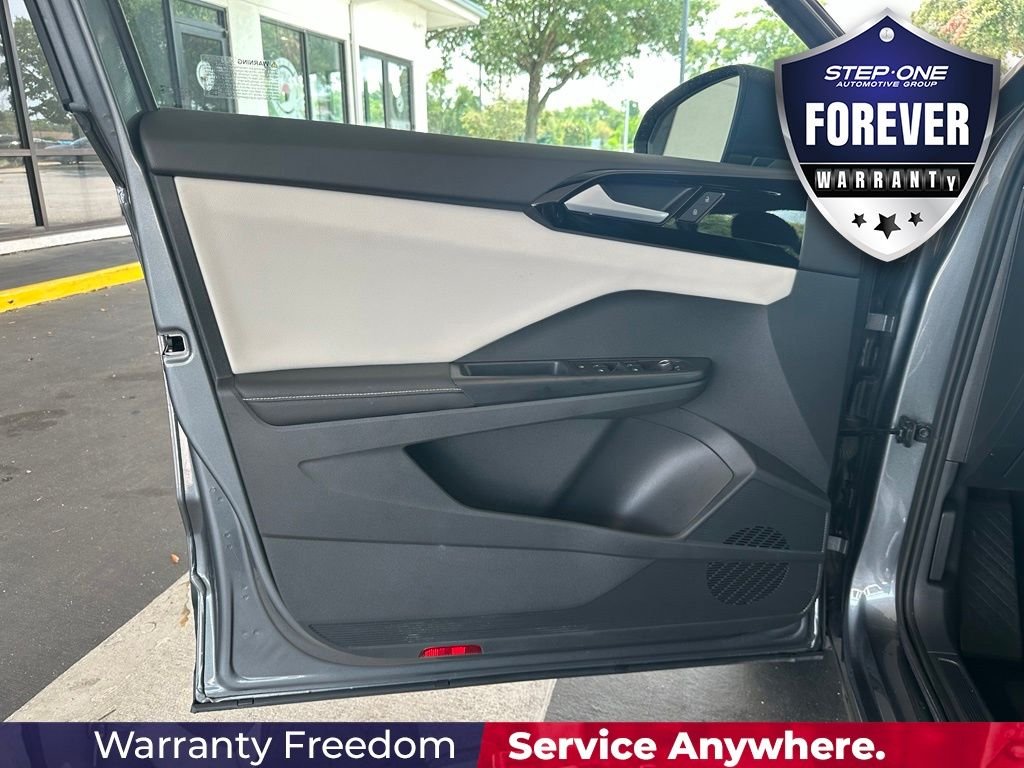 Used 2025 Gray Volkswagen 1.5T S image 10