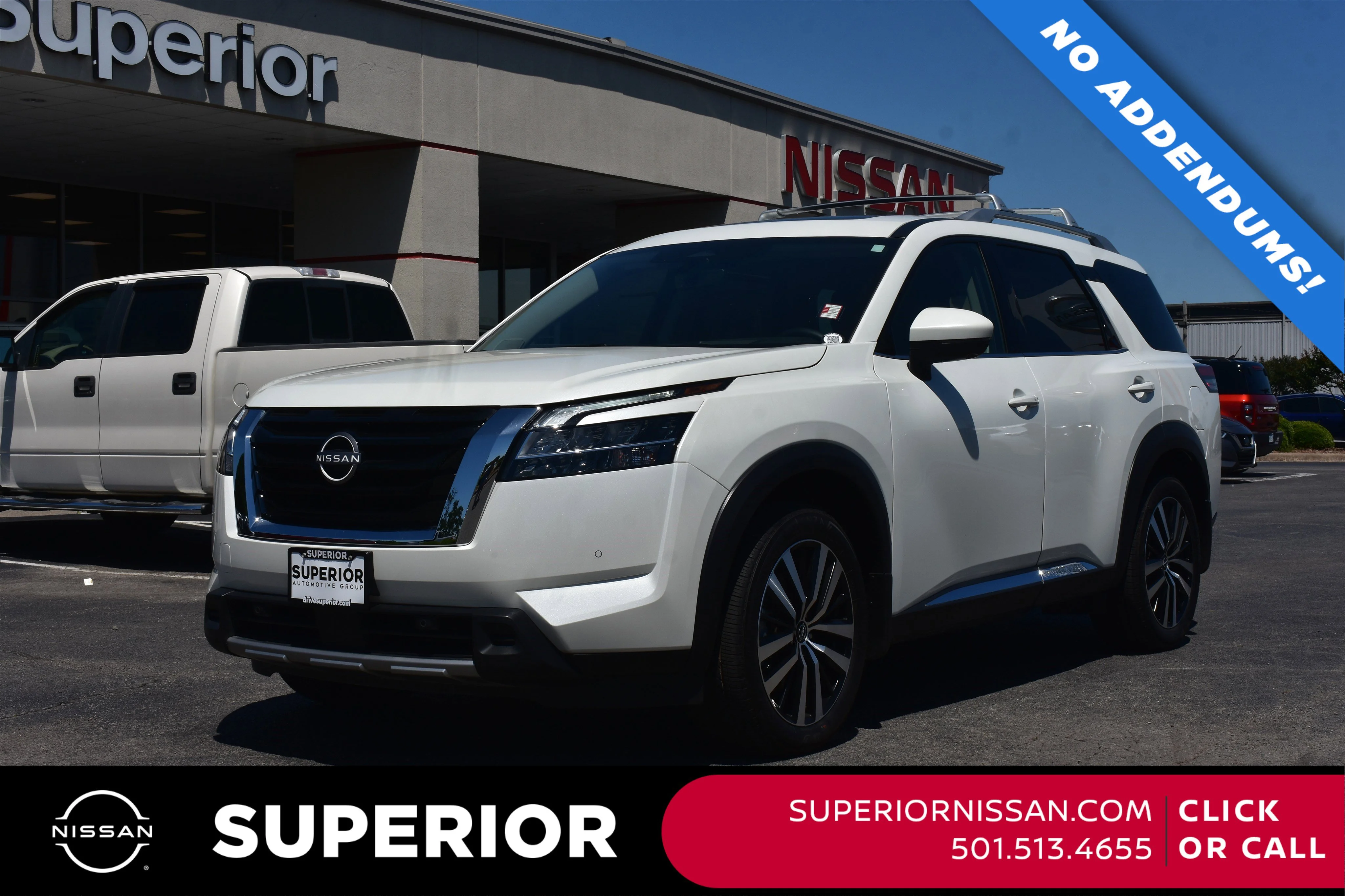 2024 Nissan Pathfinder Platinum 2WD's photo