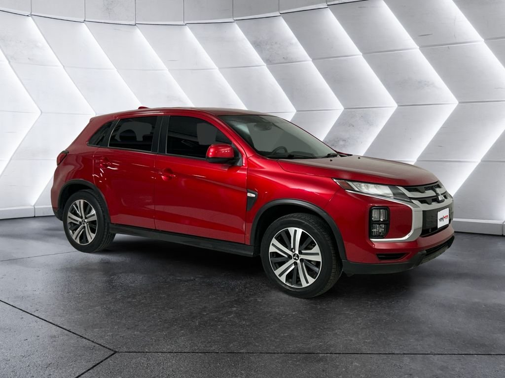 Used 2022 Red Mitsubishi 2.0 ES image 1