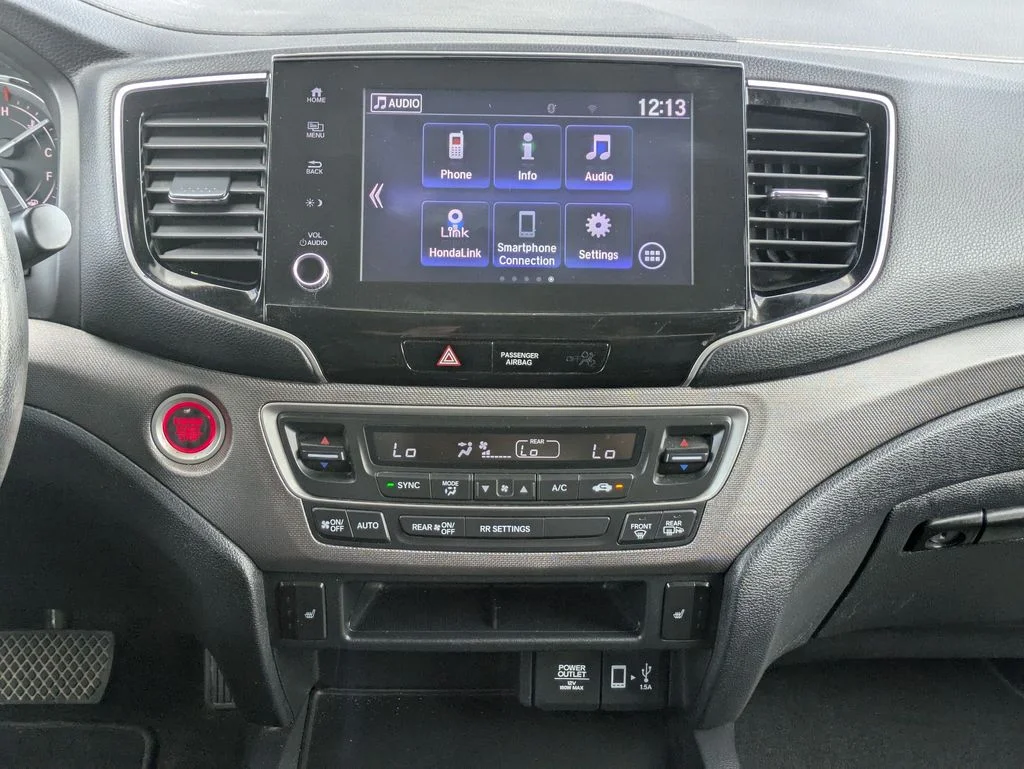 Used 2023 Black Honda RTL image 23