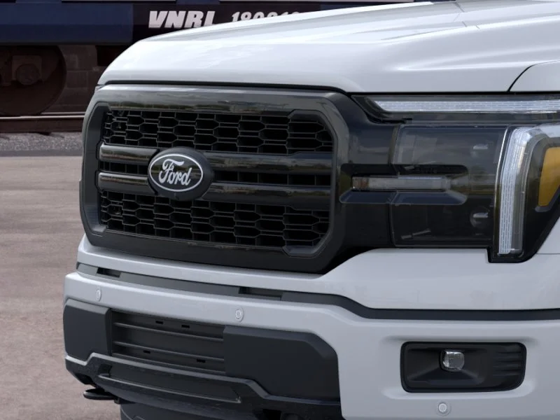New 2026 Oxford White Ford Lariat® image 39