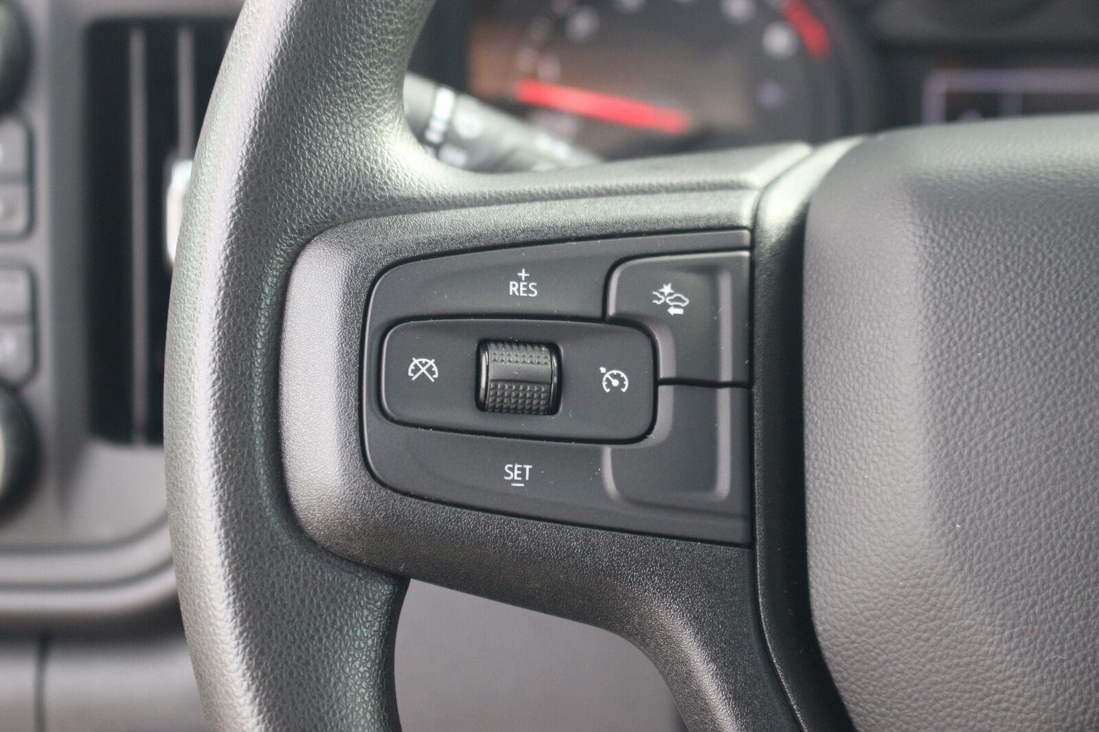 Used 2024 Summit White Chevrolet Custom Trail Boss image 21