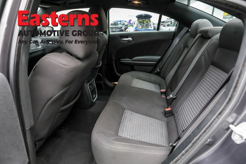 Used 2022 Gray Dodge SXT image 23