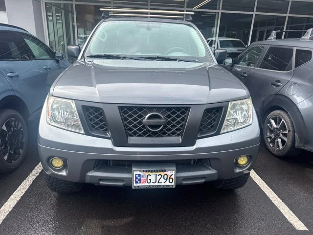 Used 2019 Gray Nissan SV image 15