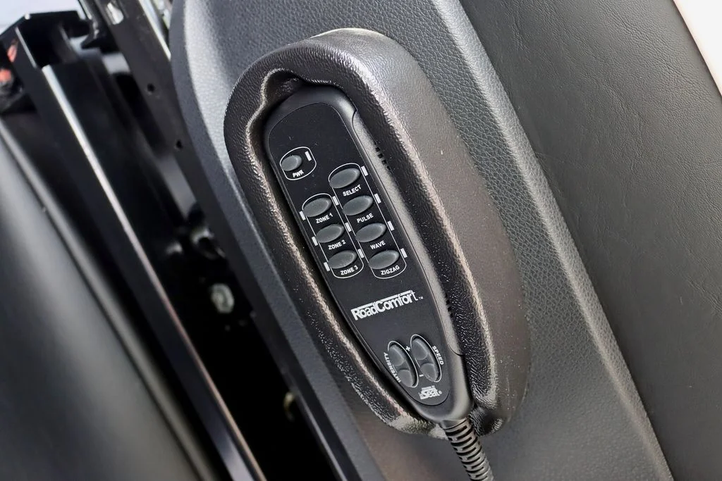 Used 2026 Black Mercedes-Benz  image 29