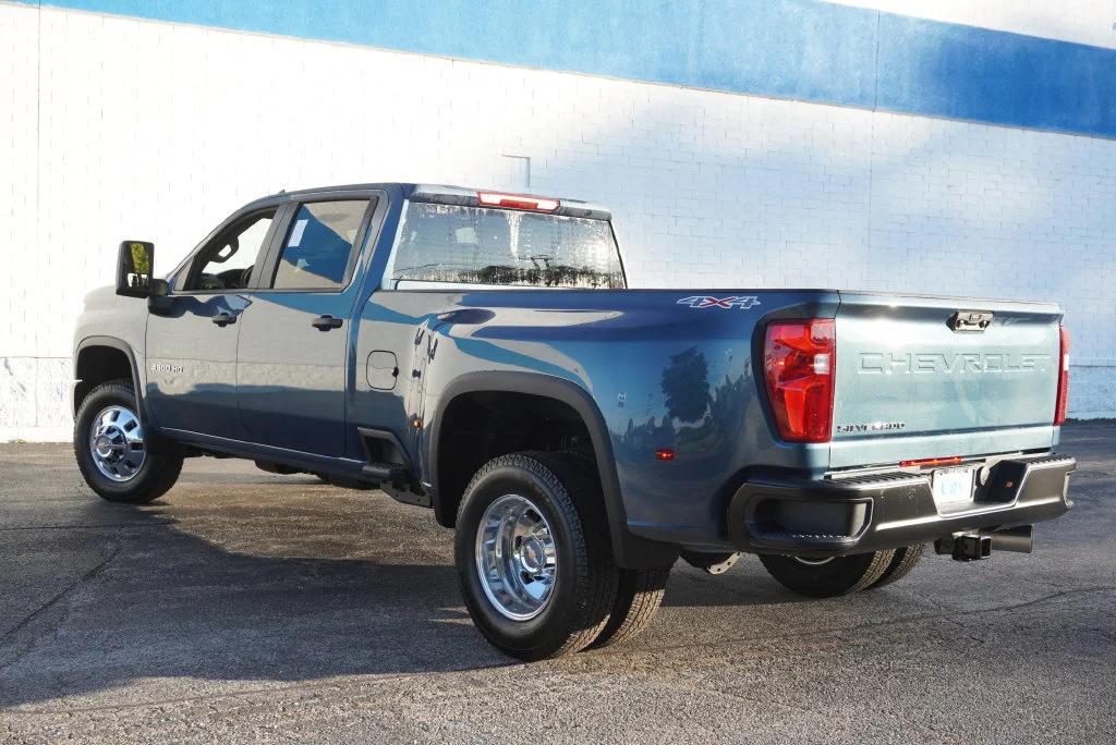 2026 Chevrolet Silverado 3500 HD Work Truck - Photo 9