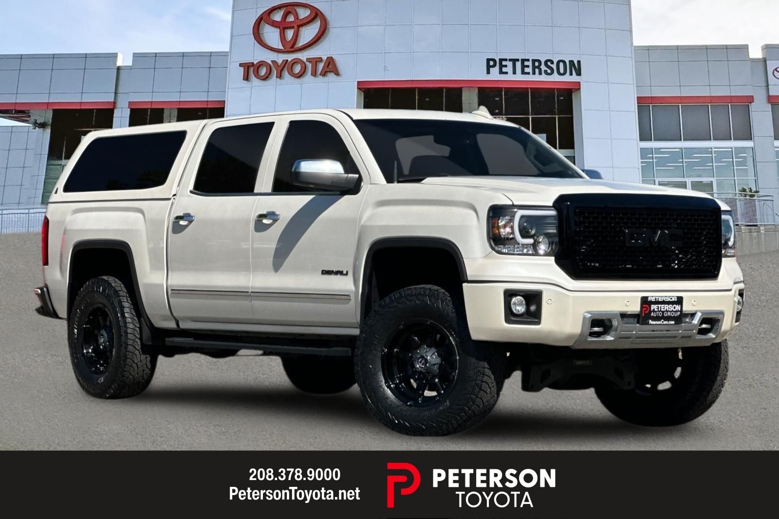 2015 GMC Sierra 4WD Crew Cab Short Box's photo