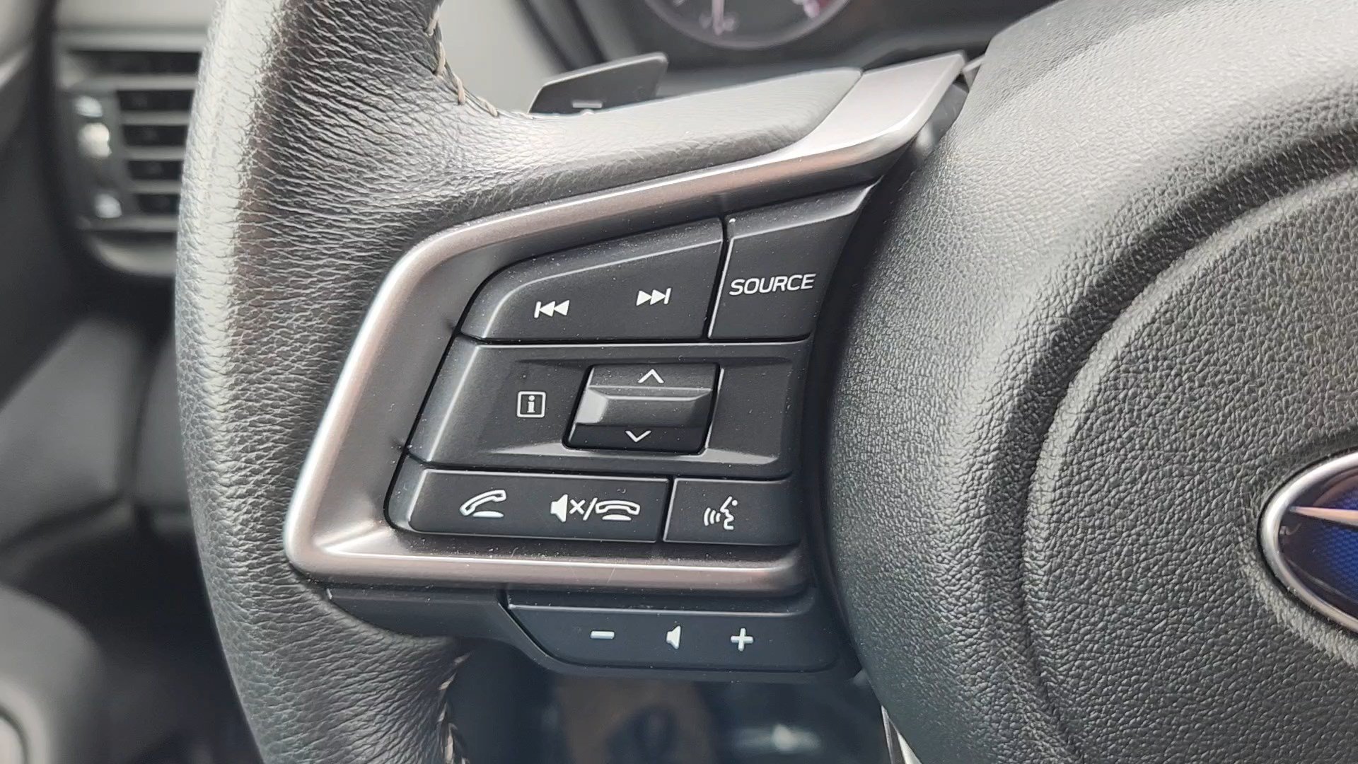 2025 Subaru Outback Premium - Photo 13