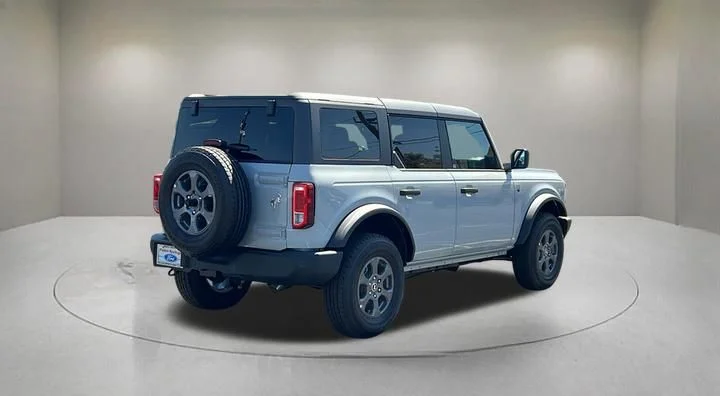 New 2026 Avalanche Gray Ford Big Bend® image 5