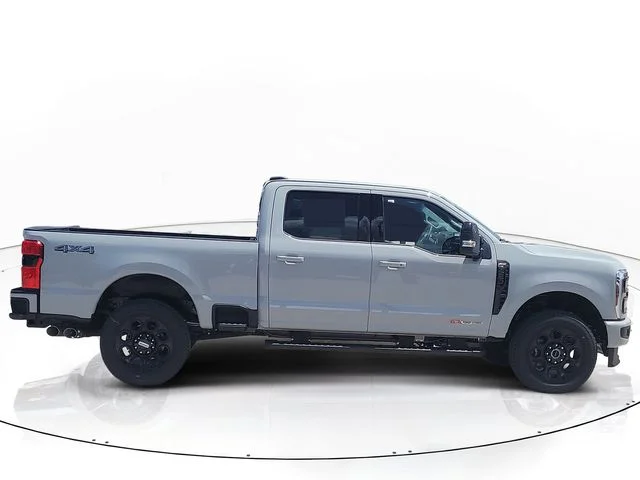 New 2026 Avalanche Ford Lariat image 4