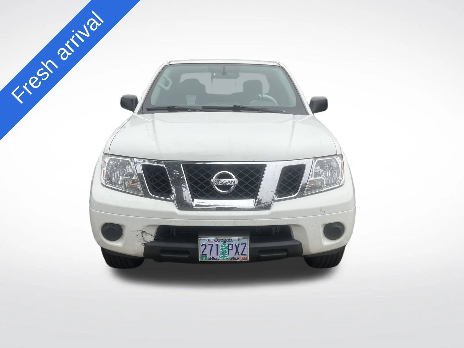 Used 2019 Glacier White Nissan SV image 1