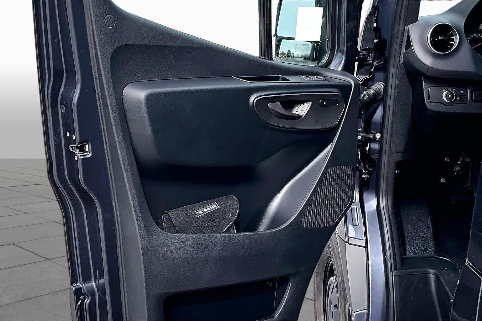New 2026 Tenorite Gray Metallic Mercedes-Benz  image 10